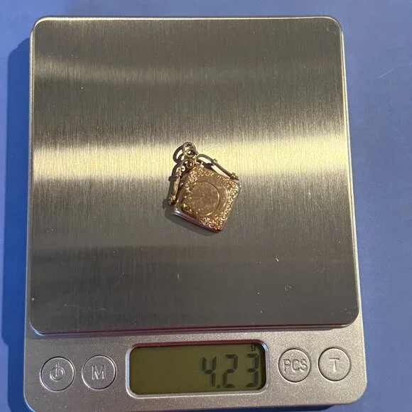 10k Gold Locket Celestial Moon and Stars 4.2g VINTAGE - Picture 15 of 17